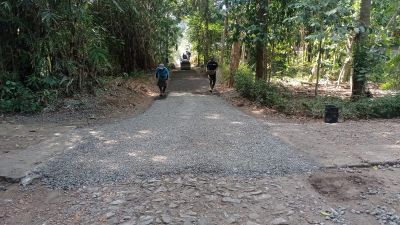 Pengaspalan Jalan Batas Desa, Sitiadi dan Purwoharjo